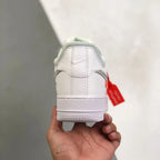 N - SNEAKERS