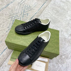SNEAKERS 16