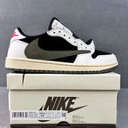 N - SNEAKERS
