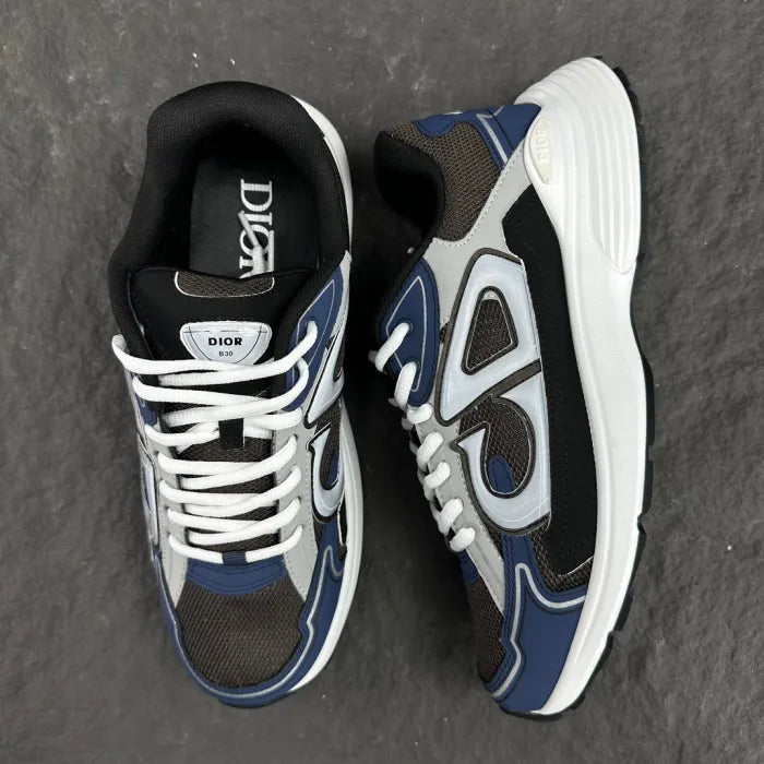 D - SNEAKERS