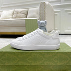 SNEAKERS 21
