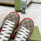 SNEAKERS 15