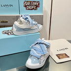 L - SNEAKERS