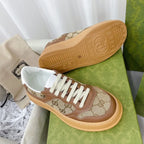 SNEAKERS 23