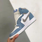 N - SNEAKERS