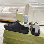 SNEAKERS 21