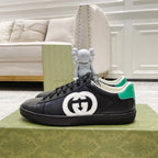 SNEAKERS 16