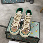 SNEAKERS 14