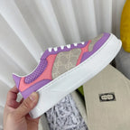 SNEAKERS 23
