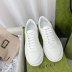 SNEAKERS 23