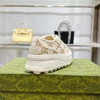 SNEAKERS 08