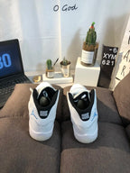 N - SNEAKERS