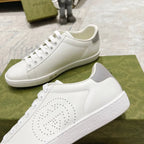 SNEAKERS 21