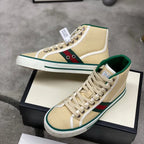 SNEAKERS 14