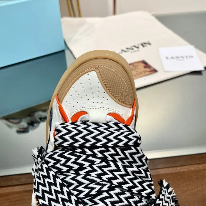 L - SNEAKERS