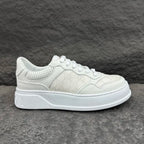 SNEAKERS 05