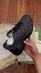 SNEAKERS 06