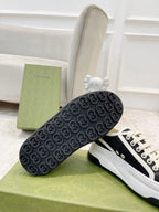 SNEAKERS 04
