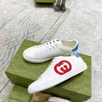 SNEAKERS 21