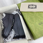 SNEAKERS 23
