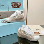 L - SNEAKERS