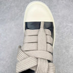 R  - SNEAKERS