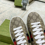 SNEAKERS 15