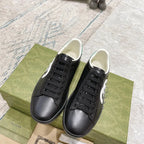 SNEAKERS 16