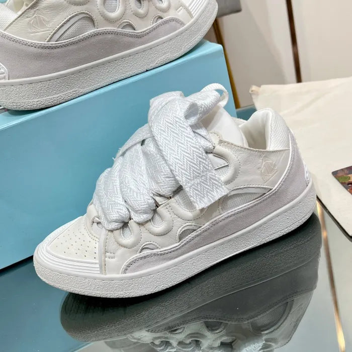 L - SNEAKERS