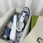 SNEAKERS 23