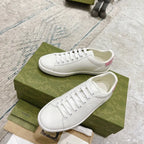 SNEAKERS 15