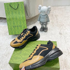 SNEAKERS 26