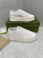 SNEAKERS 03