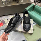 V - SNEAKERS
