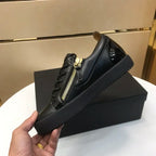 G - SNEAKERS